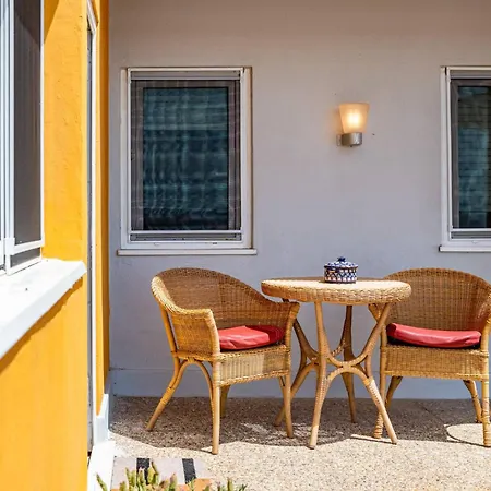 아파트 Wake Up With The Sea Breeze- House With Pool Ap2 라브라