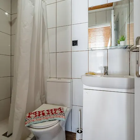 Wake Up With The Sea Breeze- House With Pool Ap2 * Lavra