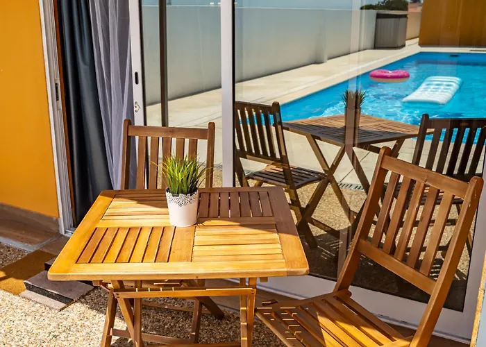 Wake Up With The Sea Breeze- House With Pool Ap2 * Lavra